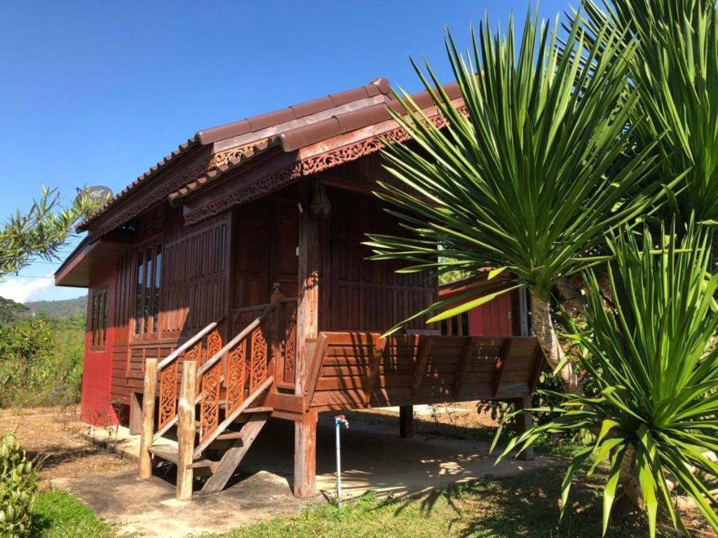 Nai Khun Khao Resort Chiang Mai Exteriör bild